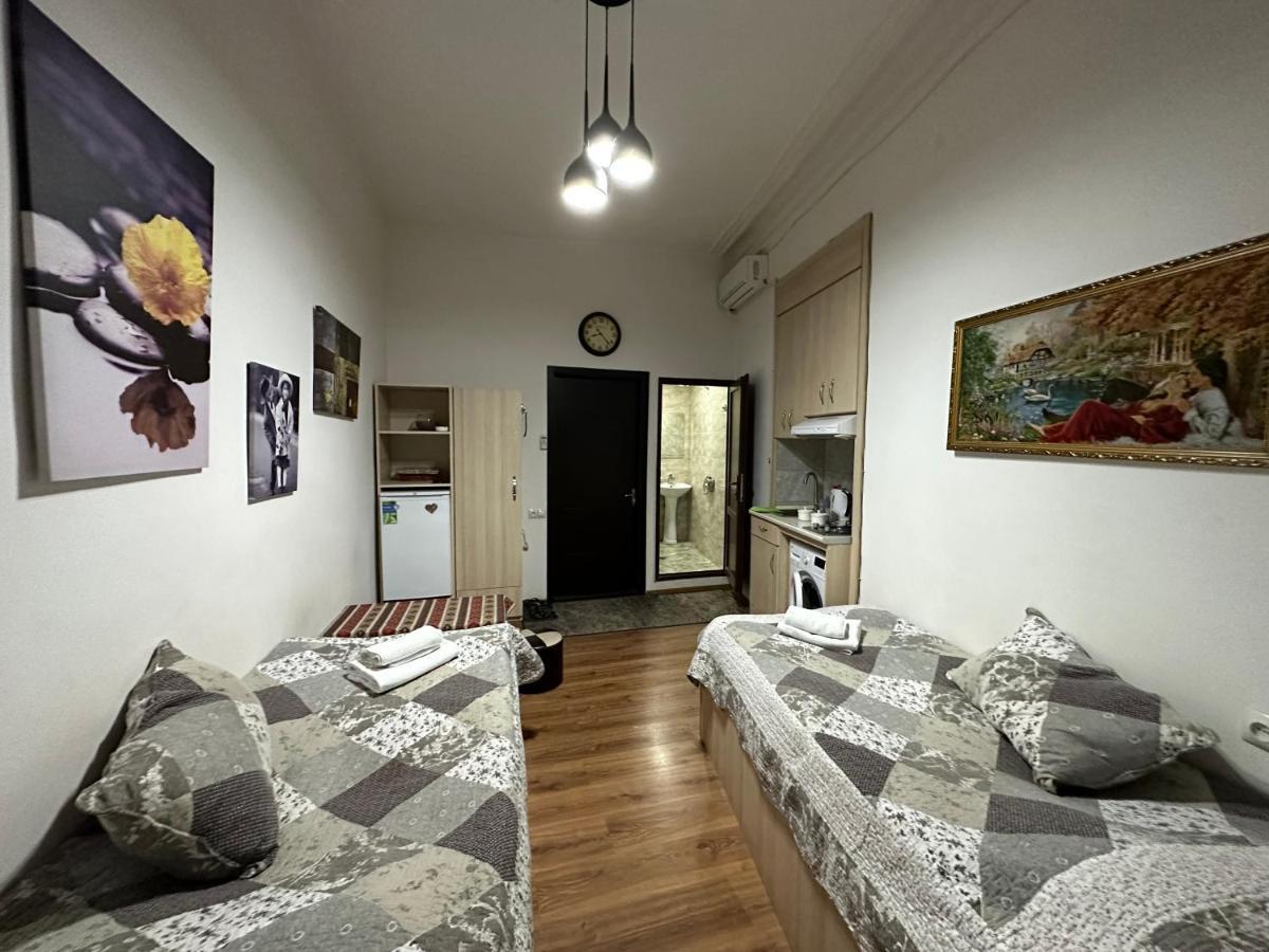 Leselidze Guest House Tbiliszi Kültér fotó